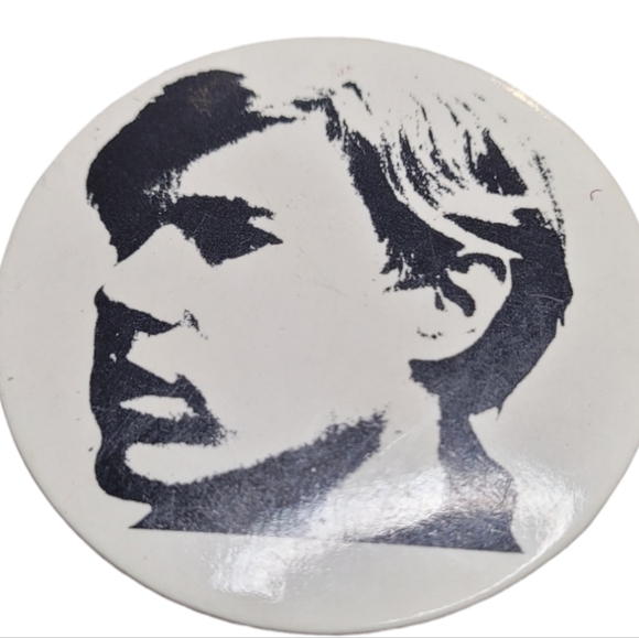 Vintage Andy Warhol Pin - Picture 2 of 9